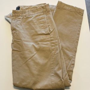 J. Crew Men’s The Sutton Khaki Pants - Size 33x32